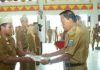 Walikota Pairin Serahkan 252 SK Pengangkatan CPNS